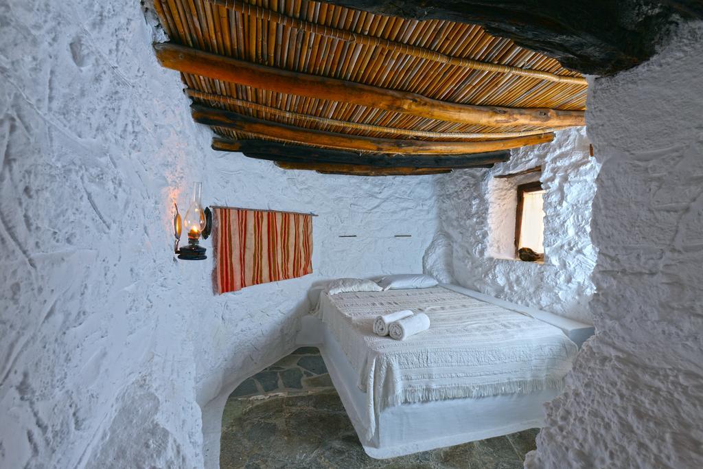 Aparthotel Aspros Potamos Makrýgialos Habitación foto