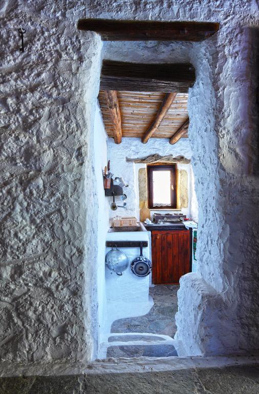 Aparthotel Aspros Potamos Makrýgialos Habitación foto