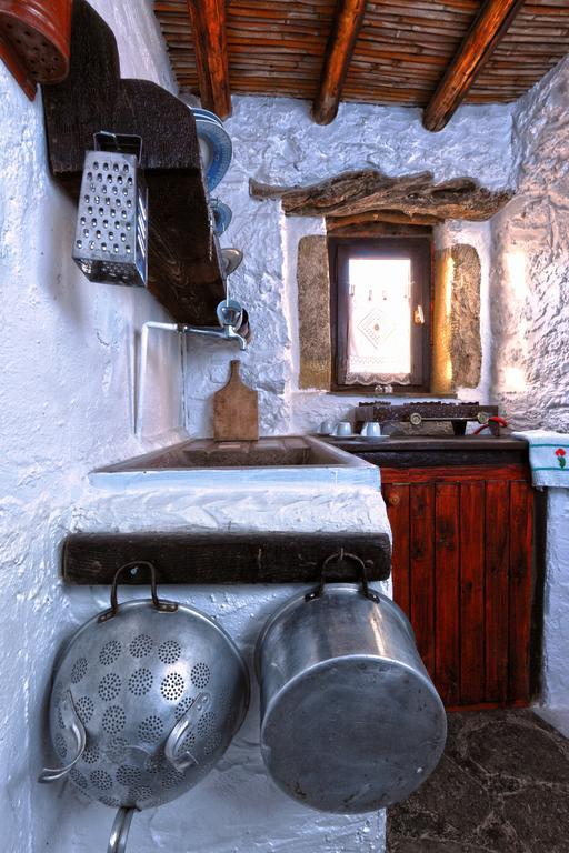 Aparthotel Aspros Potamos Makrýgialos Habitación foto