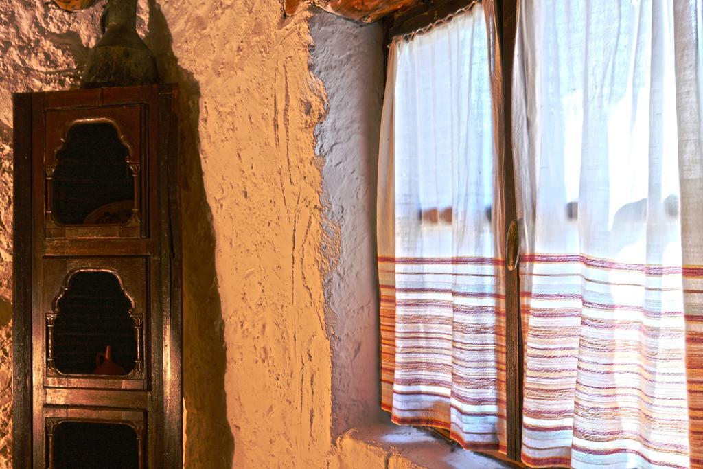 Aparthotel Aspros Potamos Makrýgialos Exterior foto