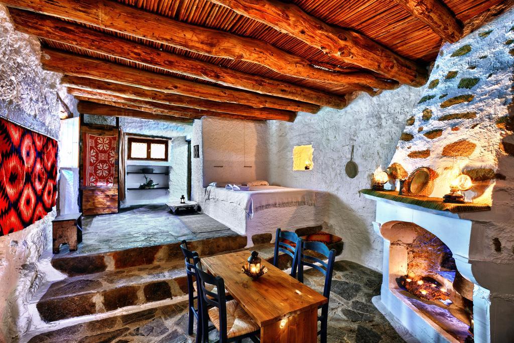 Aparthotel Aspros Potamos Makrýgialos Habitación foto