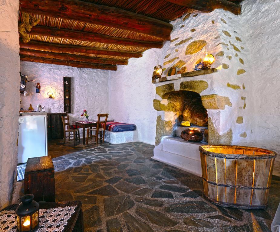 Aparthotel Aspros Potamos Makrýgialos Habitación foto